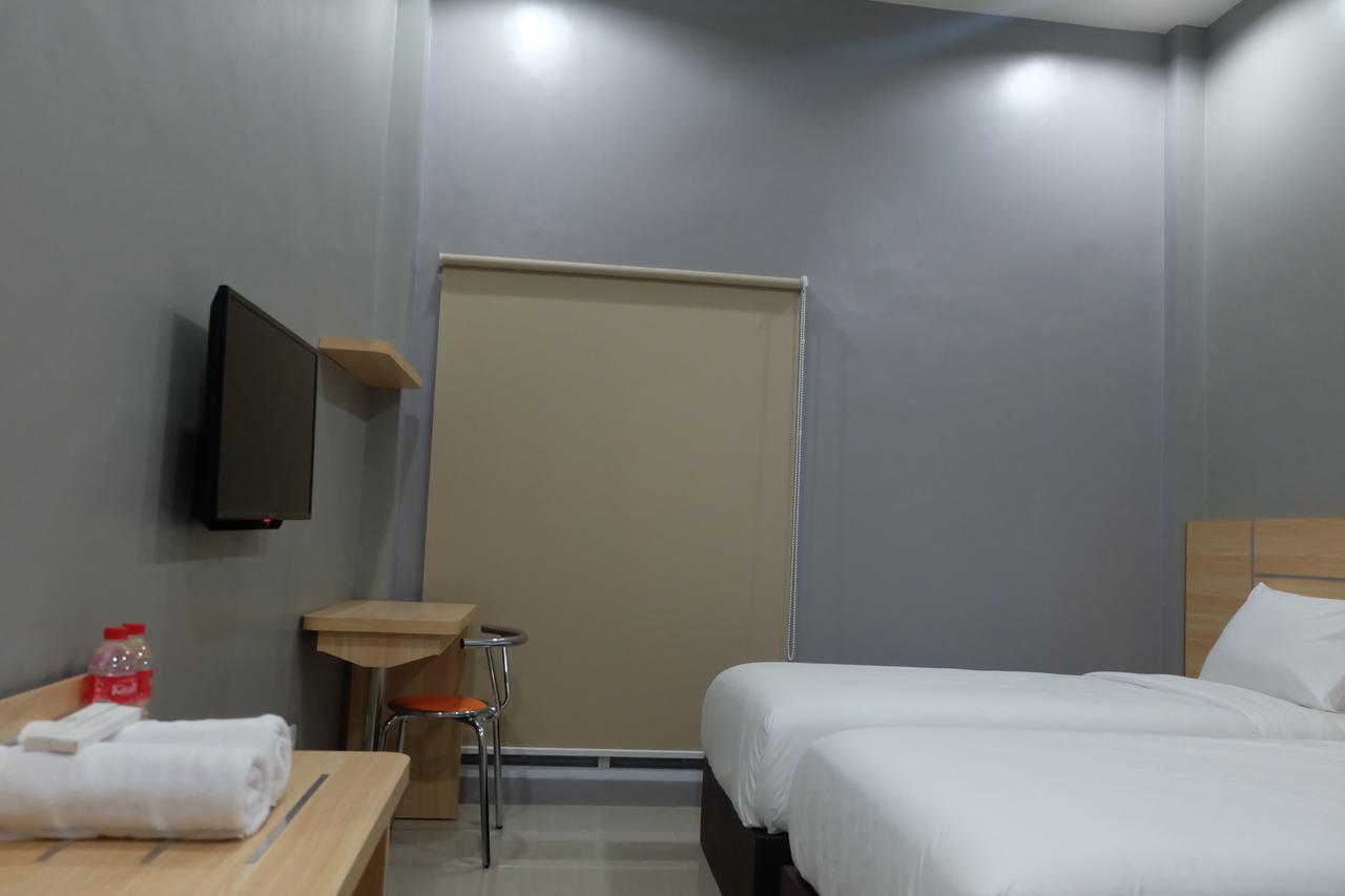 O.R 44 Hotel 벵쿨루 외부 사진
